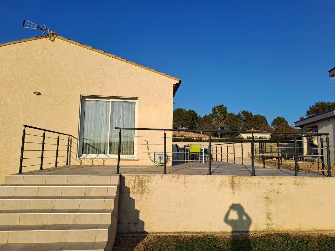 Villa Familiale Avec Piscine, Jardin A 10 Mn D'Uzes Flaux Екстериор снимка