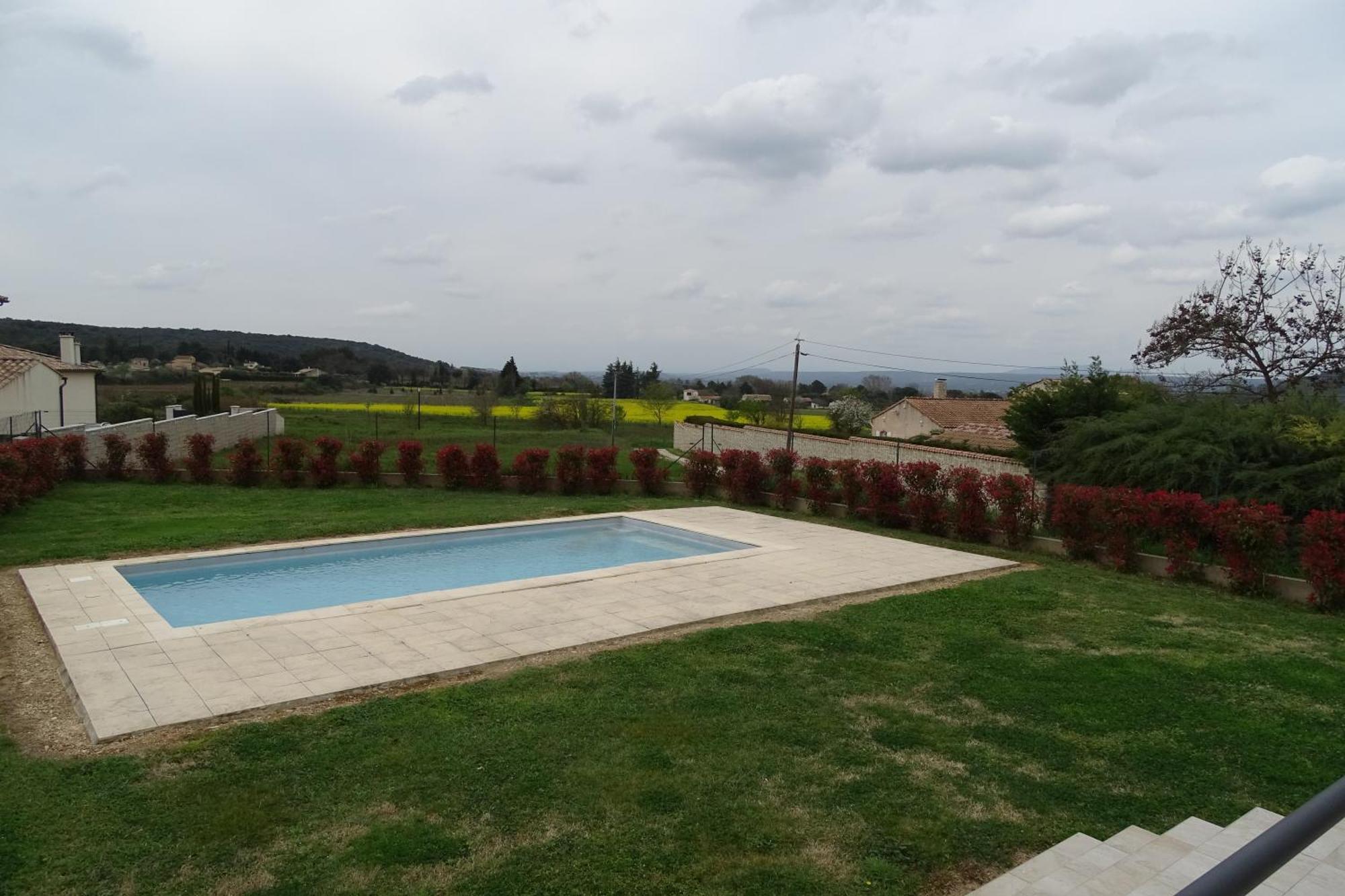 Villa Familiale Avec Piscine, Jardin A 10 Mn D'Uzes Flaux Екстериор снимка