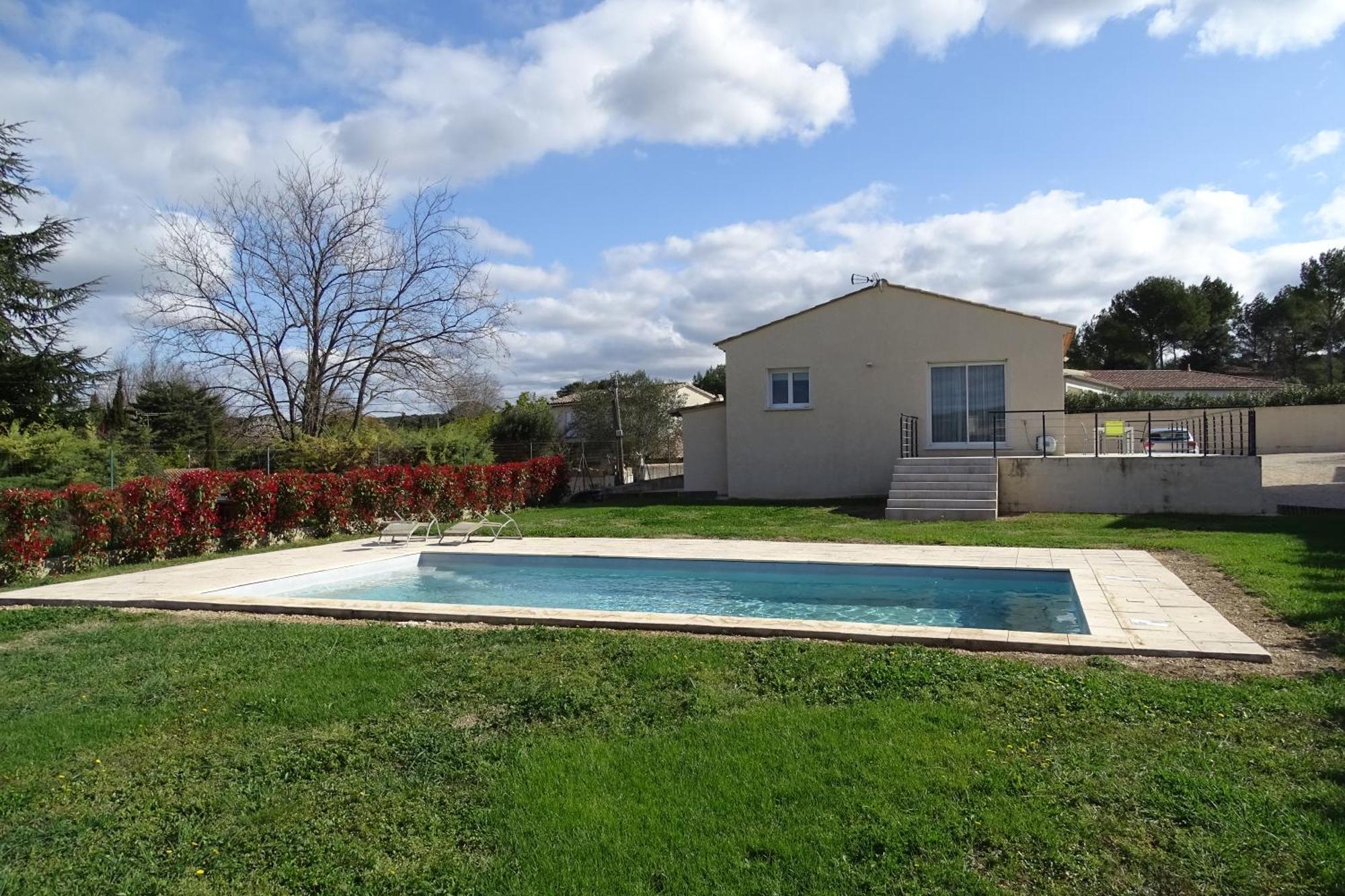 Villa Familiale Avec Piscine, Jardin A 10 Mn D'Uzes Flaux Екстериор снимка
